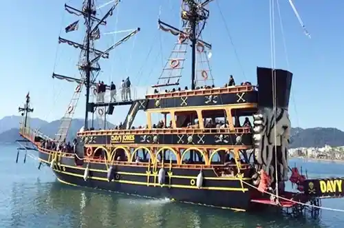 Marmaris Korsan Tekne Turu