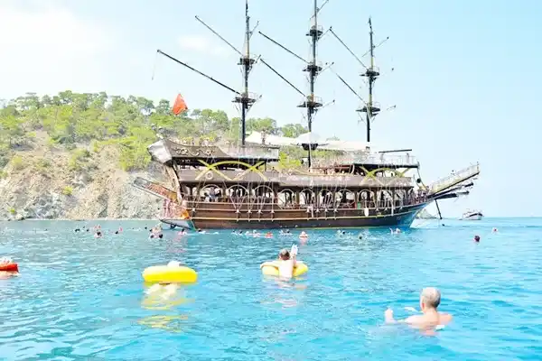 Belek Korsan Tekne Turu
