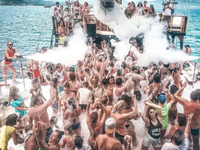 Mega Star Boat Tour Kemer – Sea, Music, and Foam Party! 🌊🎉 - Photos 5
