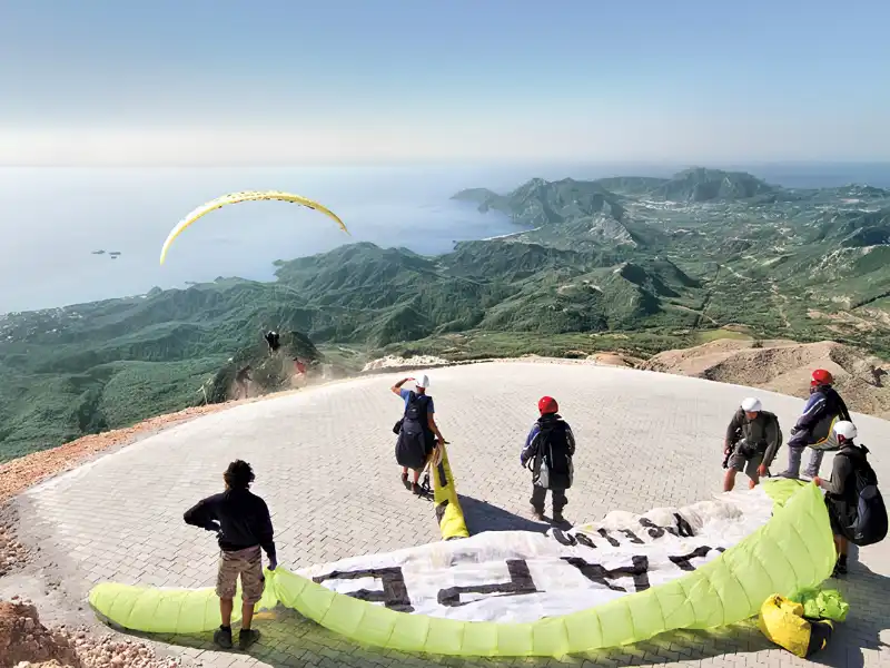 Tahtalı Paragliding from Kemer – Soar from 2365 Meters! - Photos 4