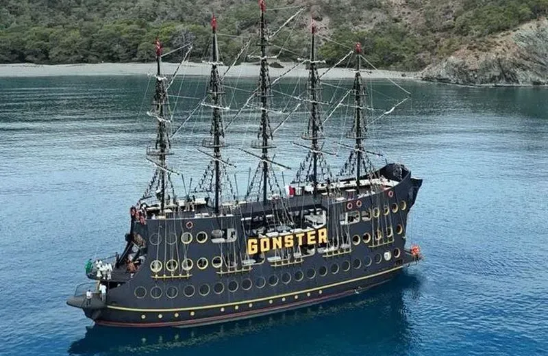 Pirate Boat Tour Gonster - KEMER TOURS