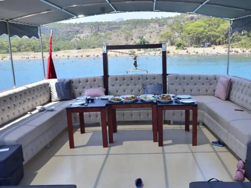 Relax VIP Yat Turu – Lüks ve Huzurun Buluştuğu Mavi Yolculuk! - Fotoğraf 4